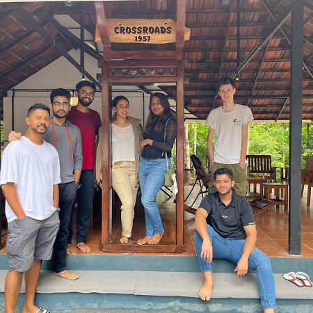 Crossroads Hostel 1957 كالباتّا المظهر الخارجي الصورة