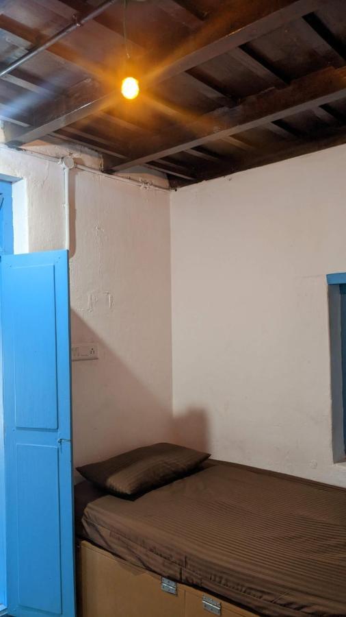 Crossroads Hostel 1957 كالباتّا المظهر الخارجي الصورة